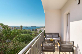 Hvar Lech Spacious 2 bedroom apartment with private parking